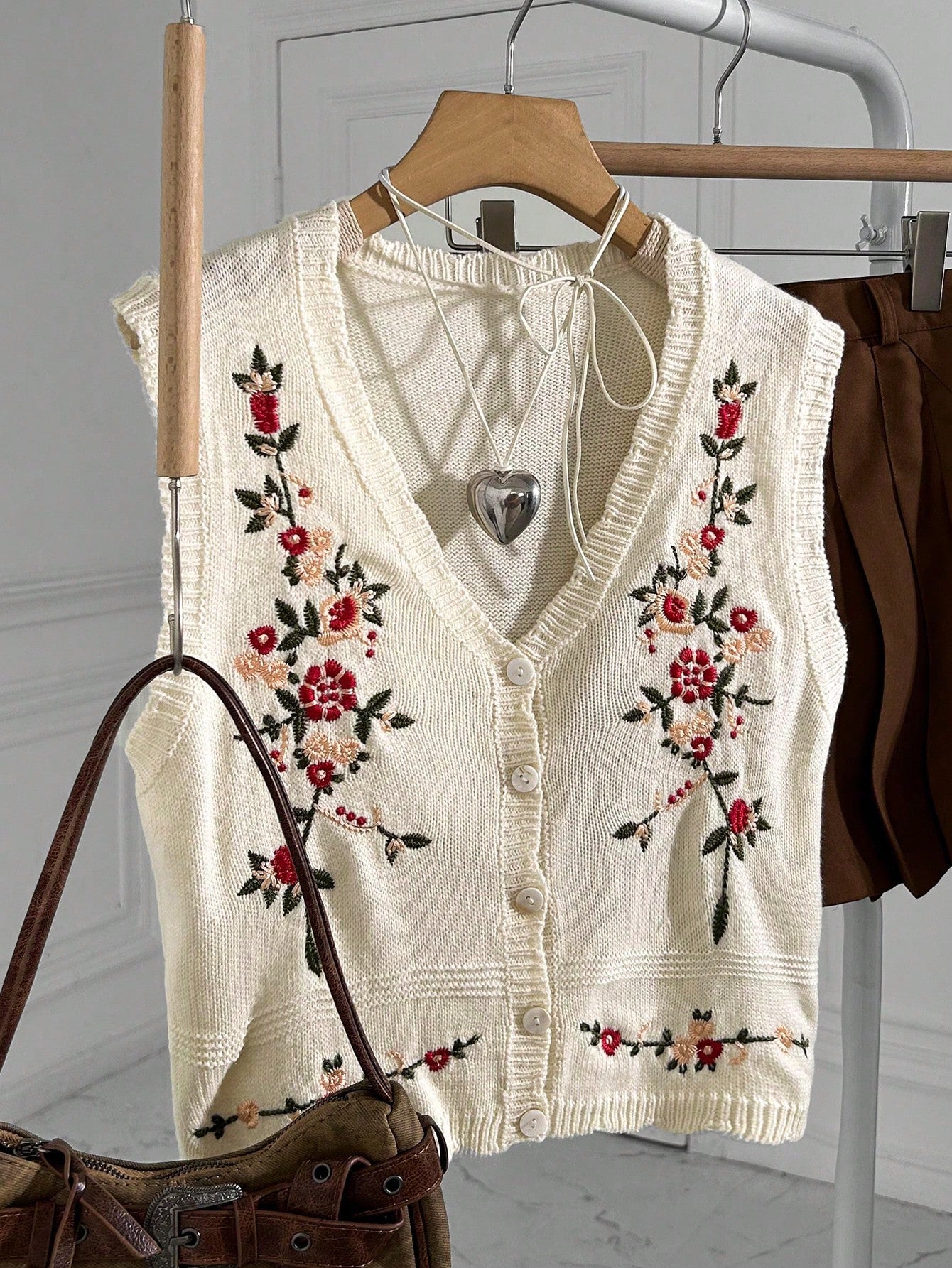 SHEIN MOOSTA Sweet Casual Embroidered Vest, Versatile Style Multicolor