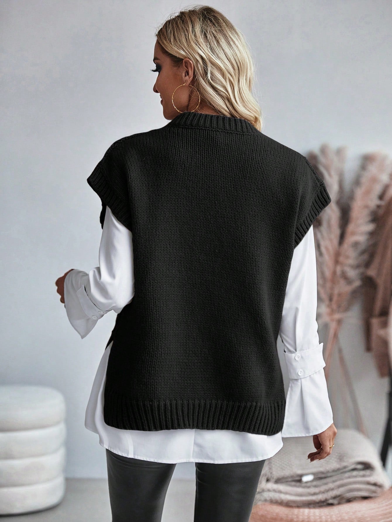 SHEIN LUNE Women's Cable Knitted Sleeveless Sweater Vest Black